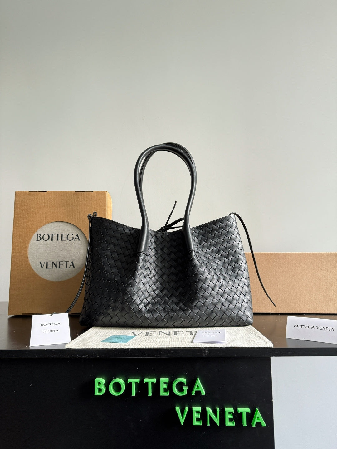 Bottega Veneta Black Designer Handbag Edition 246