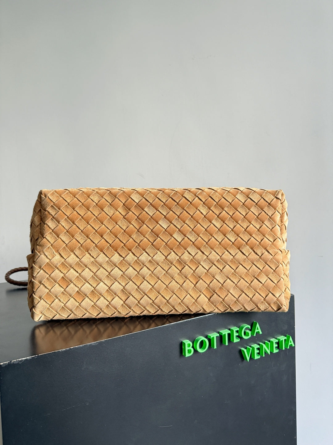 Bottega Veneta 743575 Orange Designer Handbag Edition 2 - detail image 4