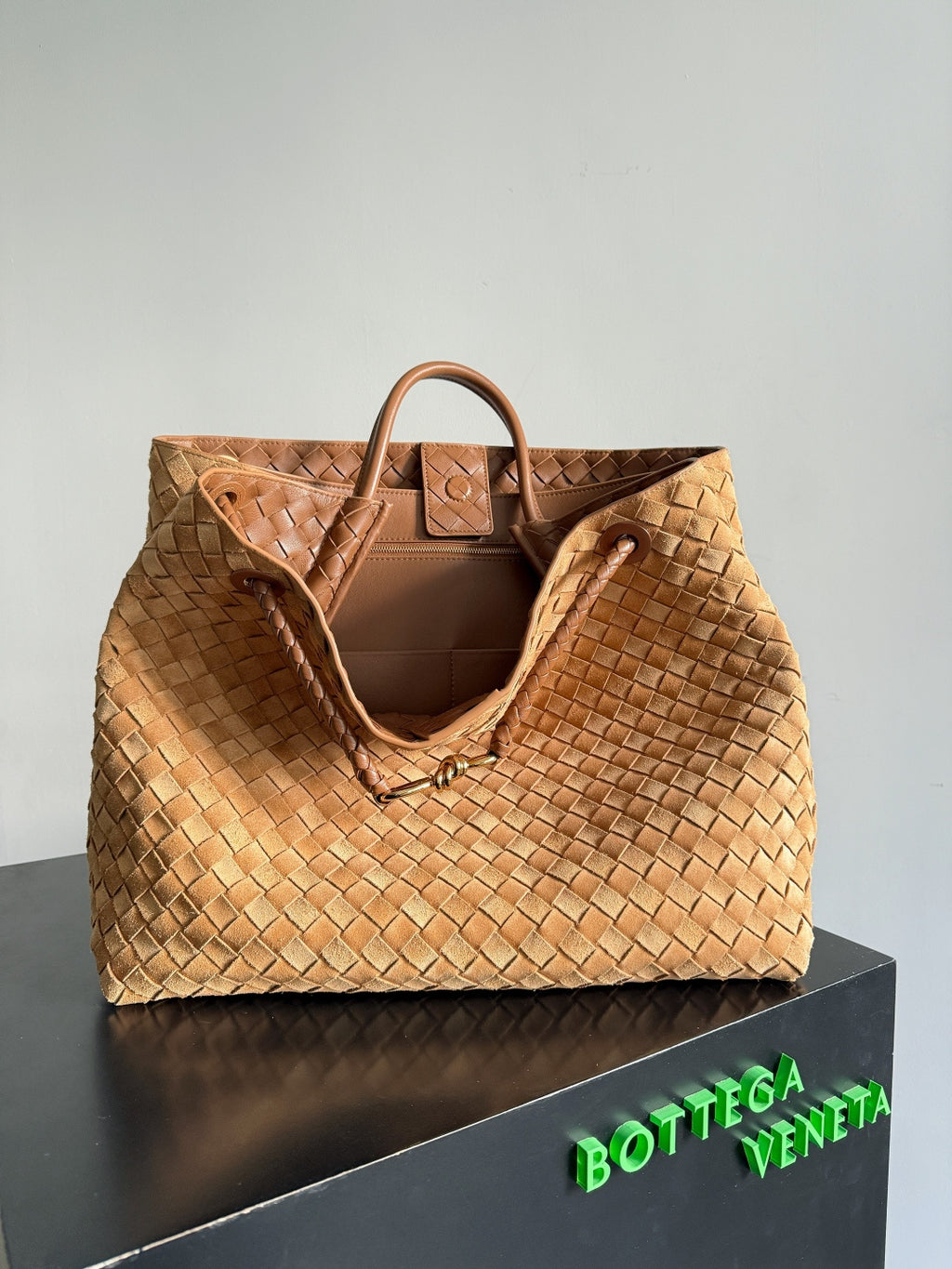 Bottega Veneta 743575 Orange Designer Handbag Edition 2 - detail image 8