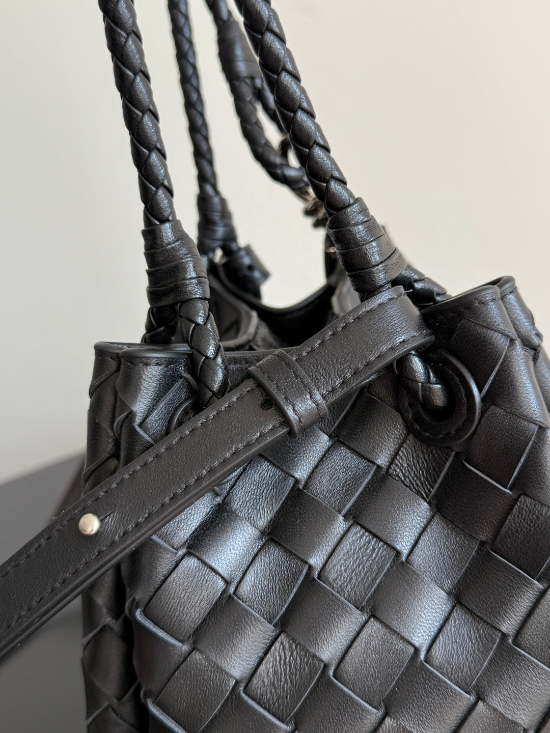 Bottega Veneta 796569 Black Designer Handbag - detail image 5