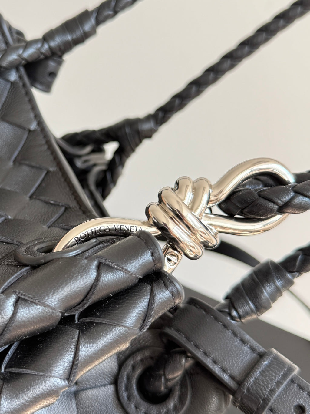 Bottega Veneta 796569 Black Designer Handbag - detail image 3