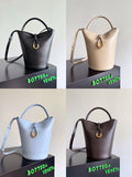 Bottega Veneta Black Designer Handbag Edition 542
