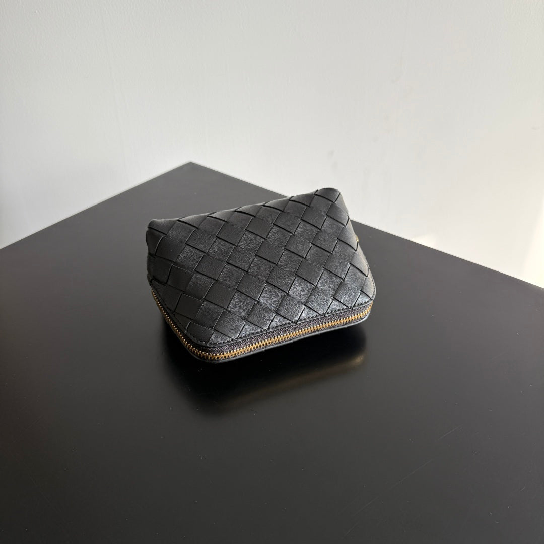 Bottega Veneta 764044 Black Designer Handbag Edition 3 - detail image 6