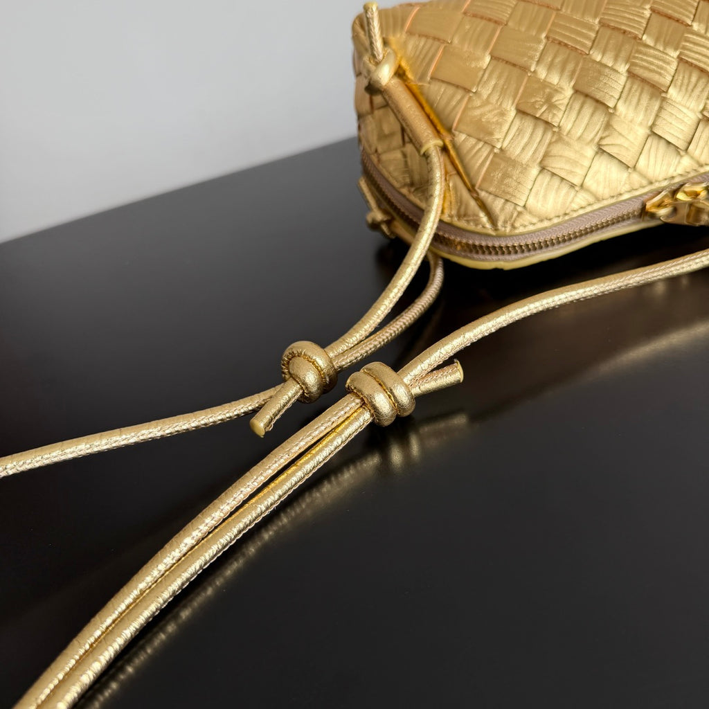 Bottega Veneta 794258 Silver Pouch Bag - detail image 6