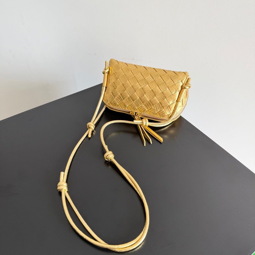 Bottega Veneta 794258 Silver Pouch Bag - detail image 5