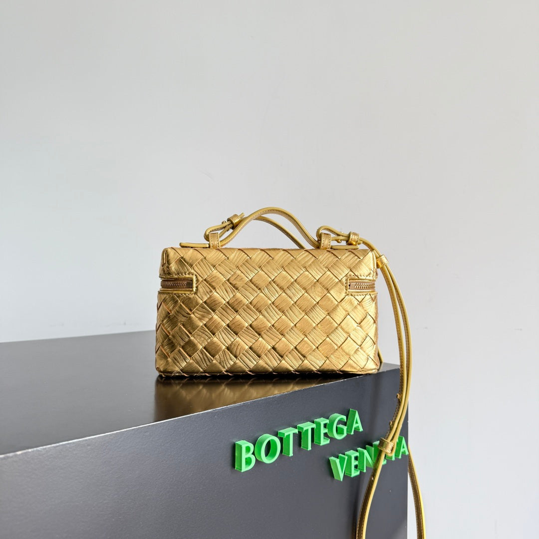 Bottega Veneta 789109 Orange Designer Handbag - detail image 5