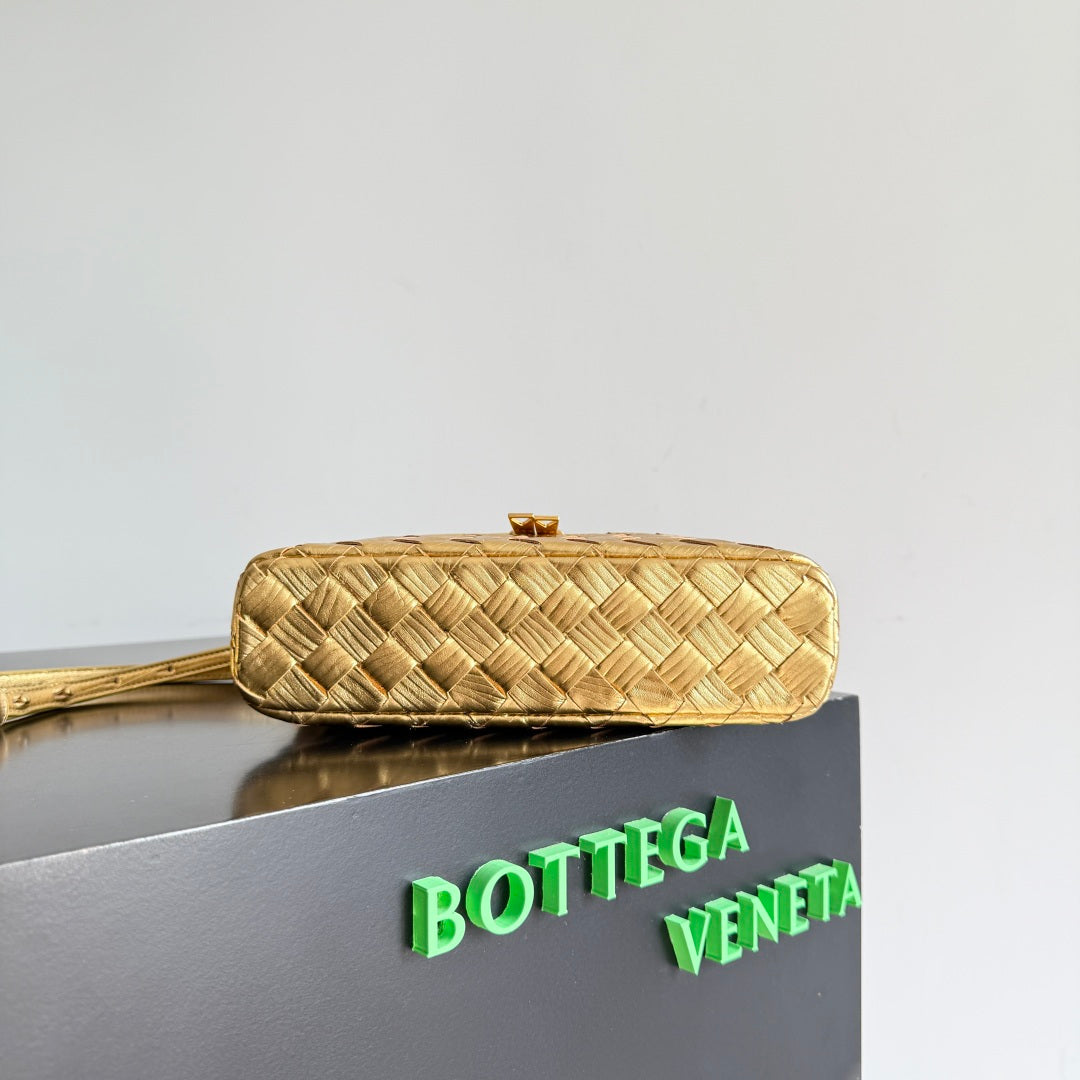 Bottega Veneta 789109 Orange Designer Handbag - detail image 3