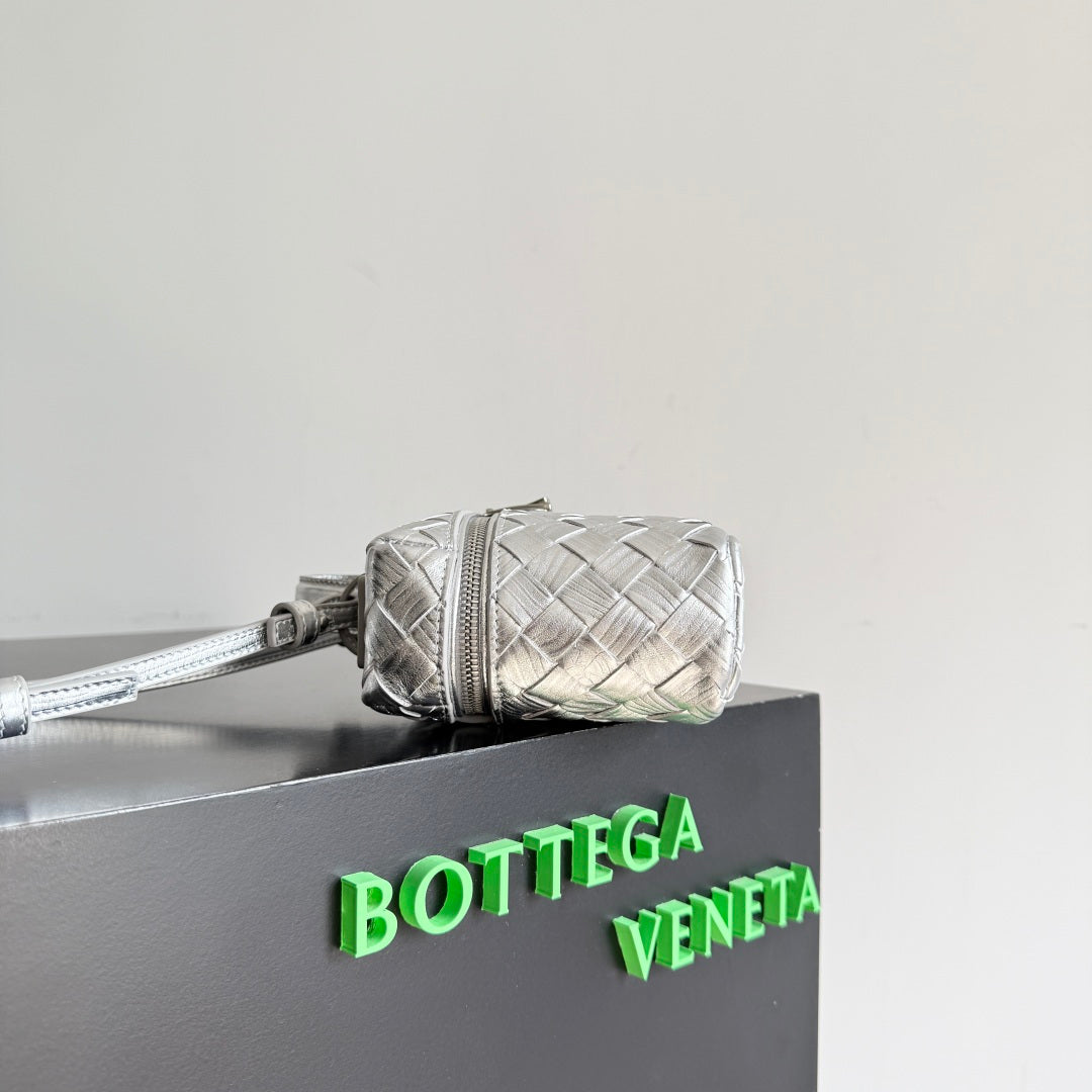 Bottega Veneta 789109 Gray Designer Handbag - detail image 3