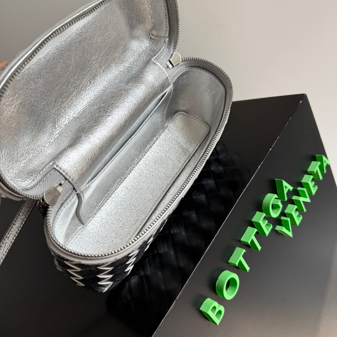 Bottega Veneta 789109 Gray Designer Handbag - detail image 7