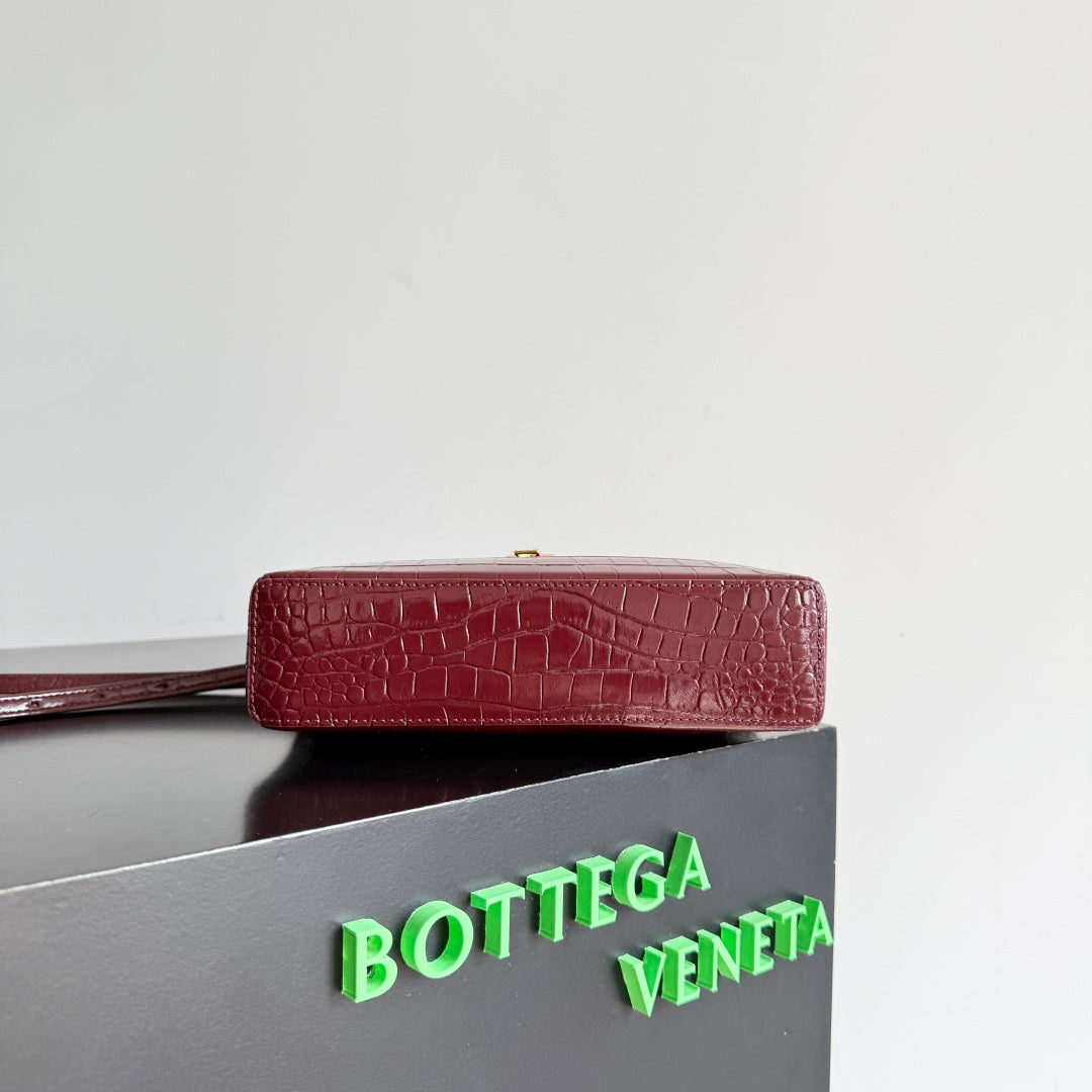 Bottega Veneta 789109 Red Designer Handbag - detail image 4