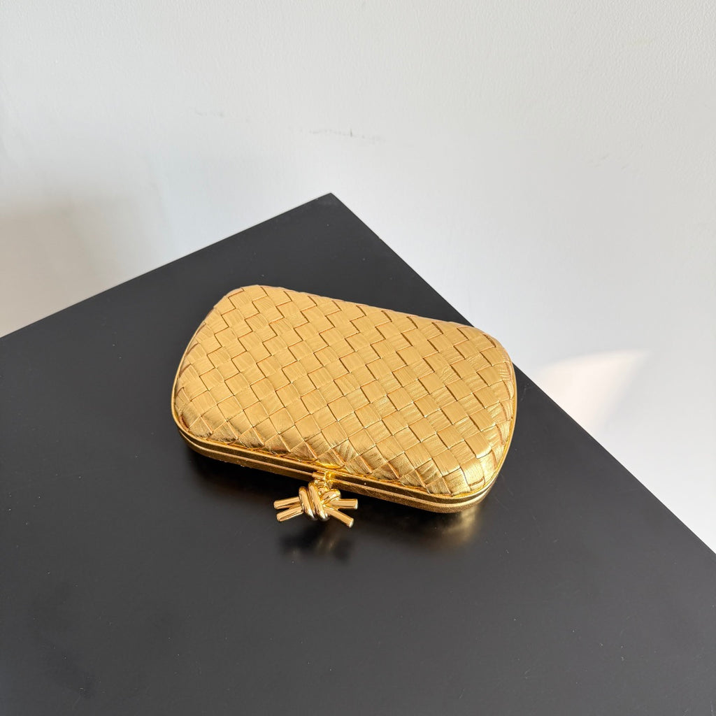 Bottega Veneta 844108 Silver Designer Wallet - detail image 6