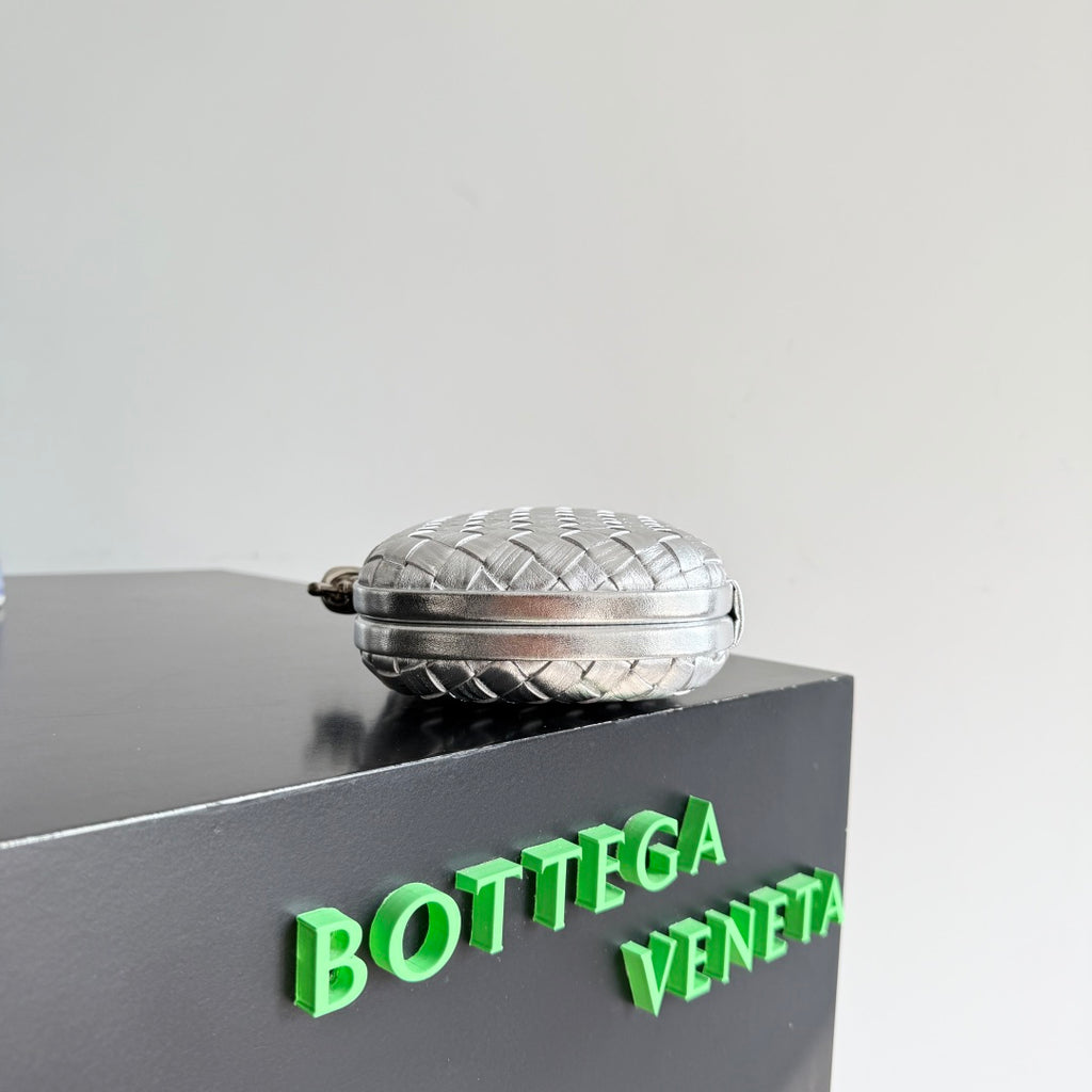 Bottega Veneta 844108 Silver Designer Handbag - detail image 2
