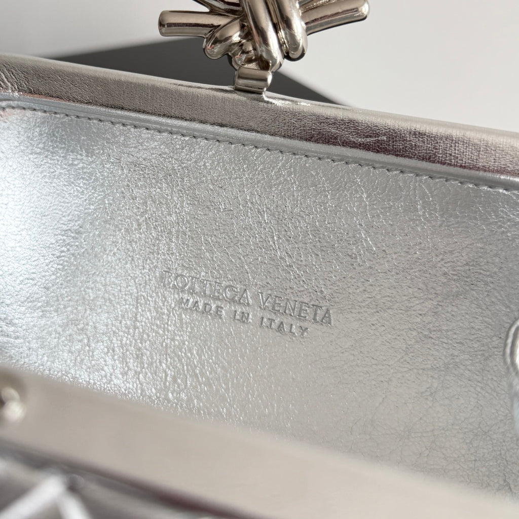 Bottega Veneta 844108 Silver Designer Handbag - detail image 8