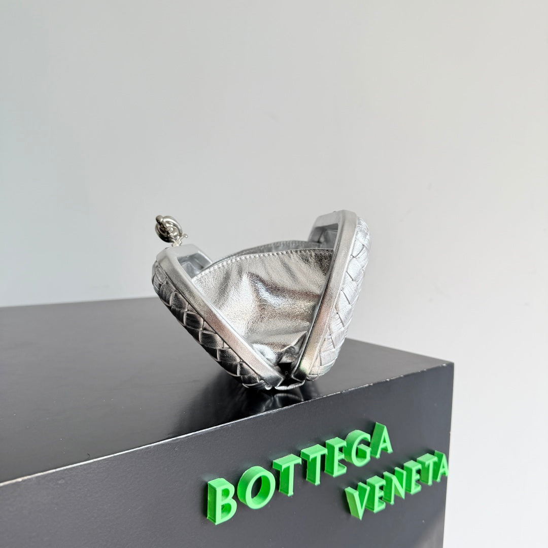 Bottega Veneta 844108 Silver Designer Handbag - detail image 9
