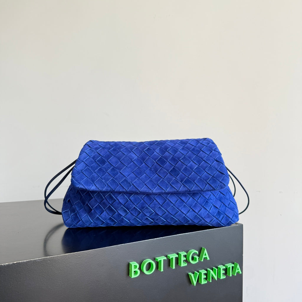 Bottega Veneta 857657 Blue Clutch Bag