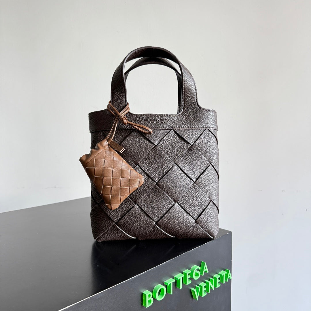 Bottega Veneta Black Designer Wallet Edition 32 - detail image 2
