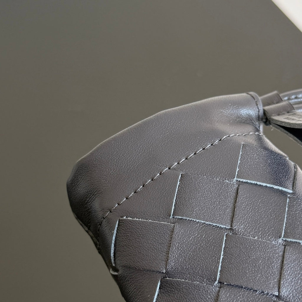 Bottega Veneta 843903 Black Coin Purse Edition 2 - detail image 8