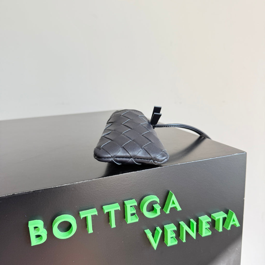 Bottega Veneta 843903 Black Coin Purse Edition 2 - detail image 5