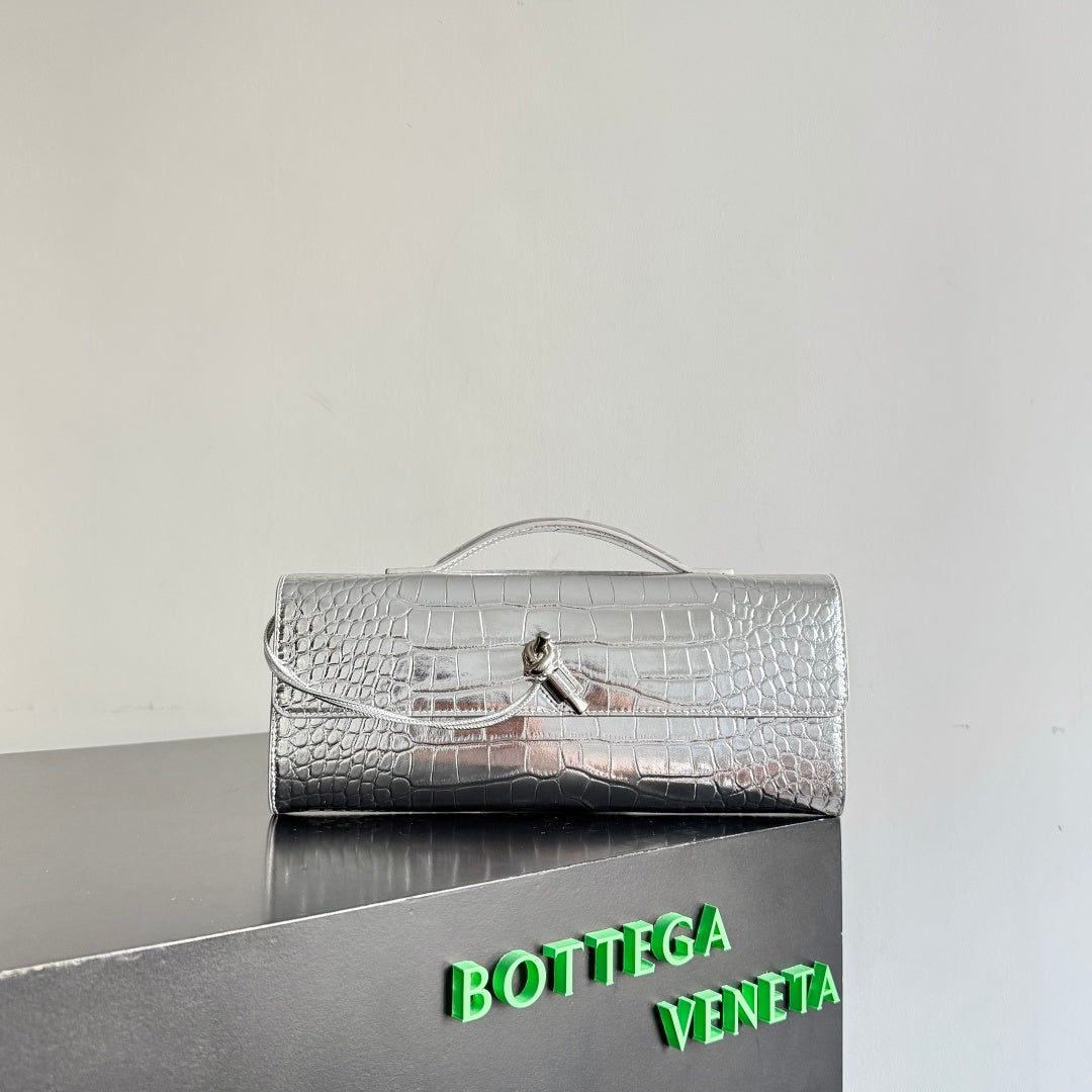 Bottega Veneta 741511 Black Clutch Bag
