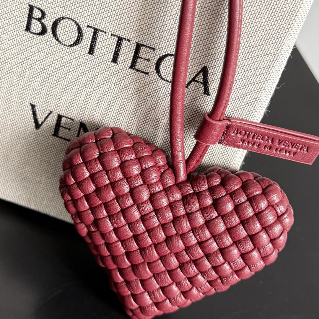 Bottega Veneta 844701 Red Designer Handbag - detail image 3