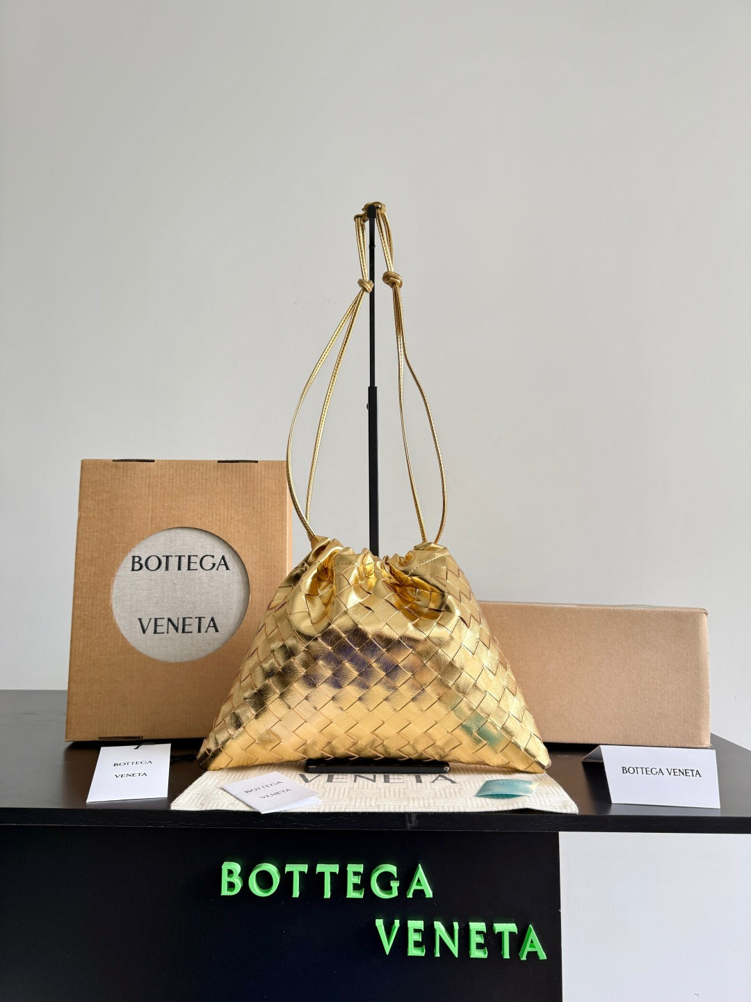 Bottega Veneta Gold Designer Handbag Edition 13
