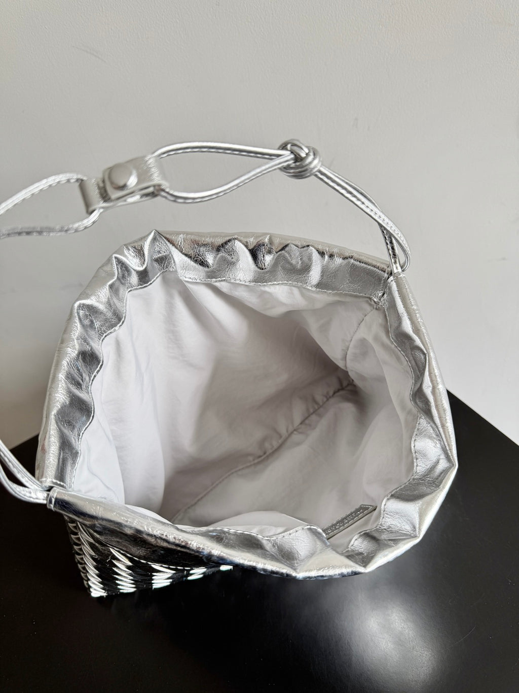 Bottega Veneta 796728 Black Hobo Bag Edition 2 - detail image 9