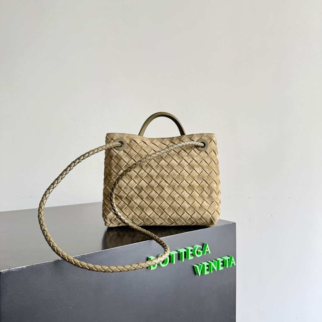 Bottega Veneta 743568 Olive Green Designer Handbag - detail image 2