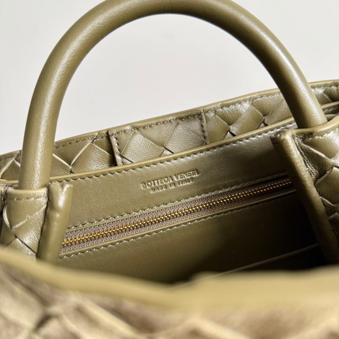 Bottega Veneta 743568 Olive Green Designer Handbag - detail image 8