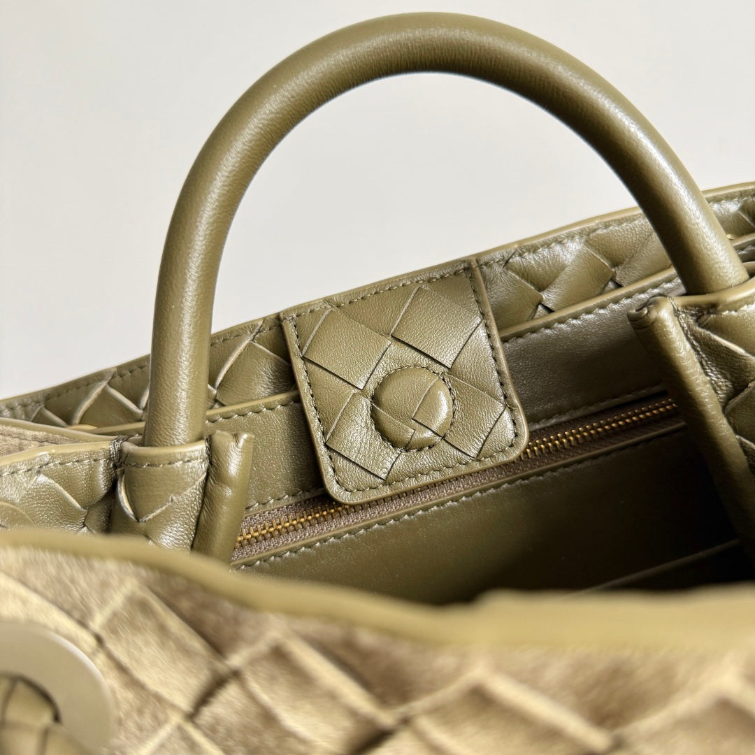 Bottega Veneta 743568 Olive Green Designer Handbag - detail image 9