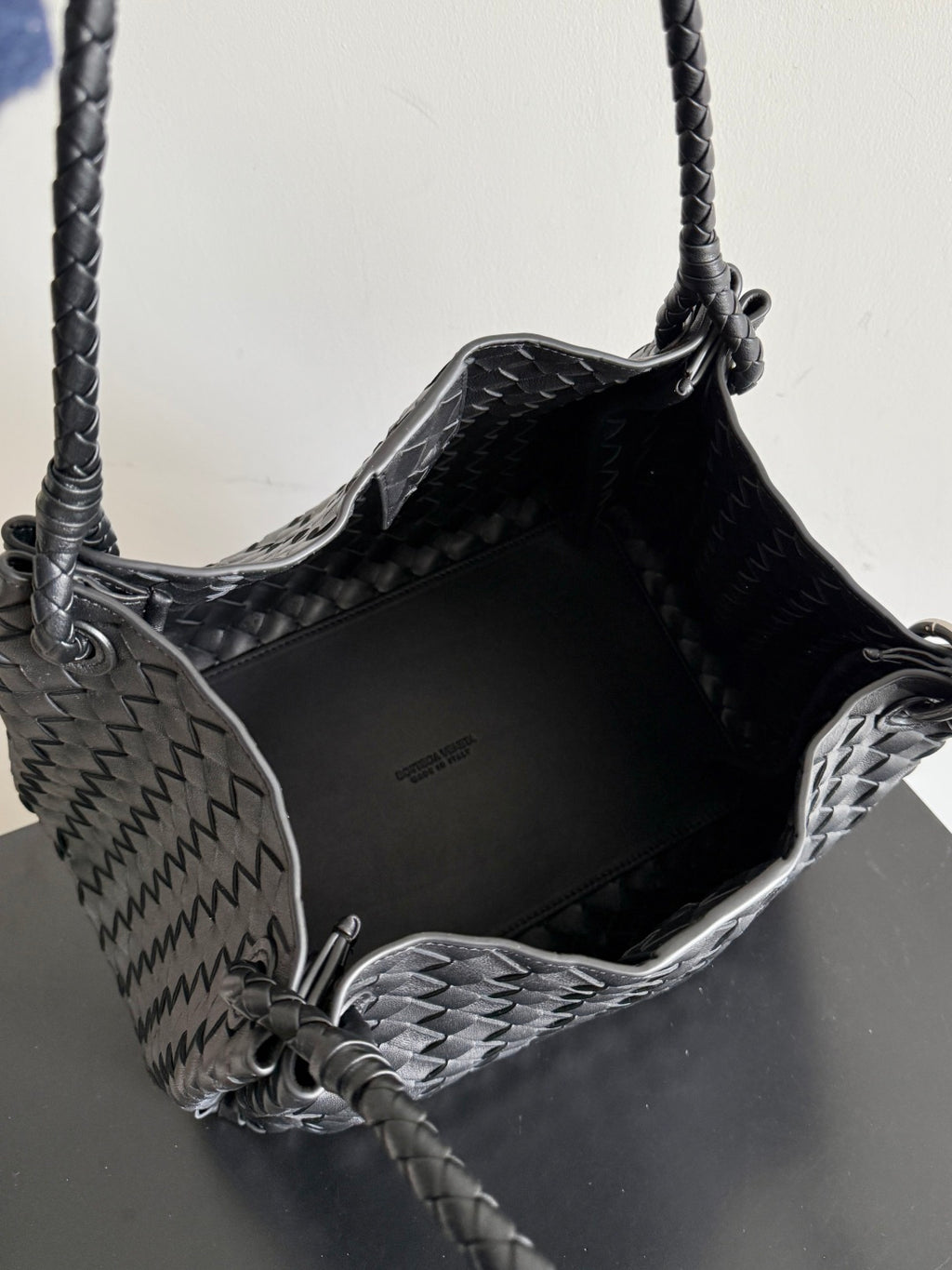 Bottega Veneta 796571 Black Designer Handbag - detail image 9
