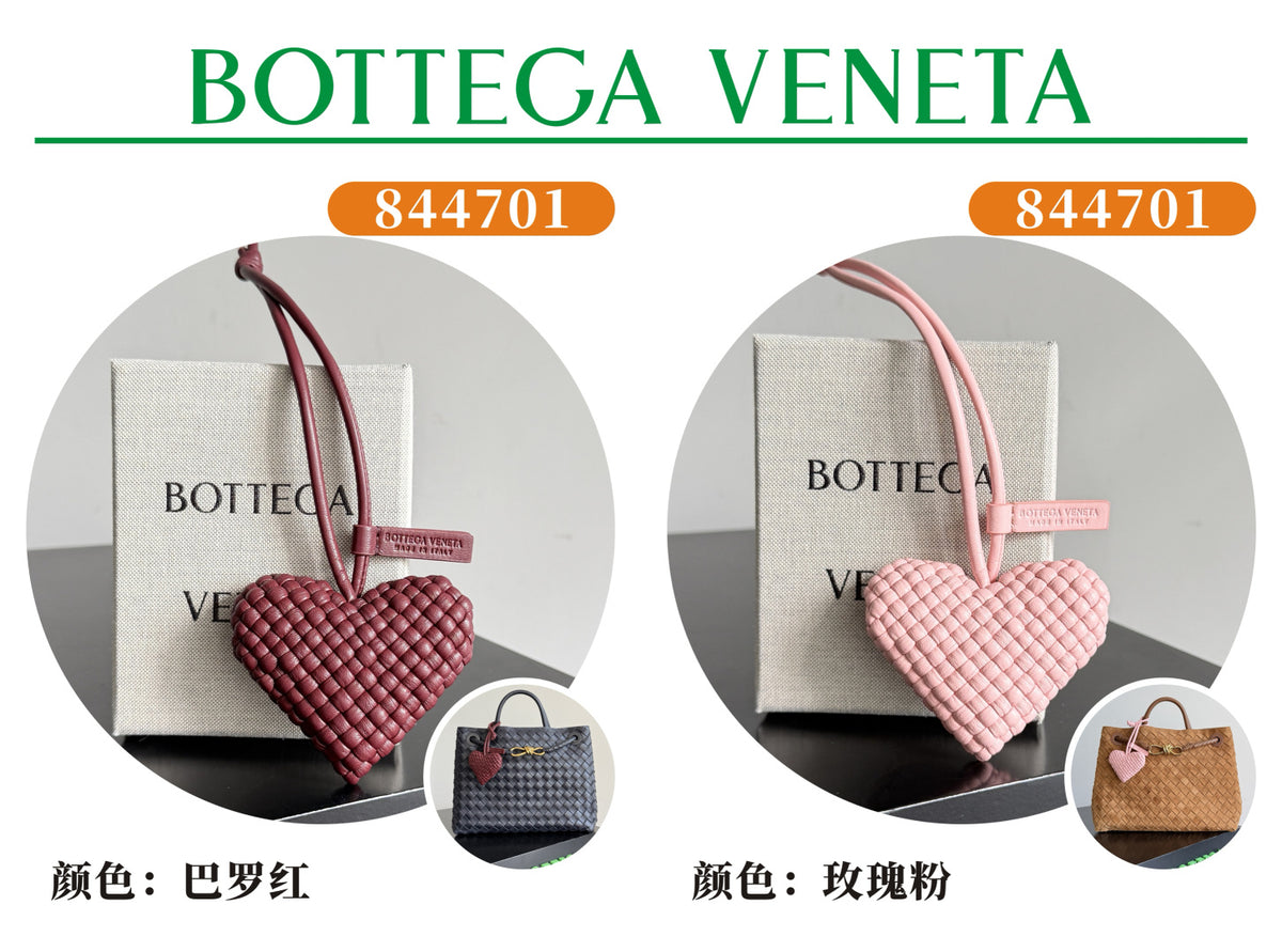 Bottega Veneta Silver Designer Handbag Edition 42