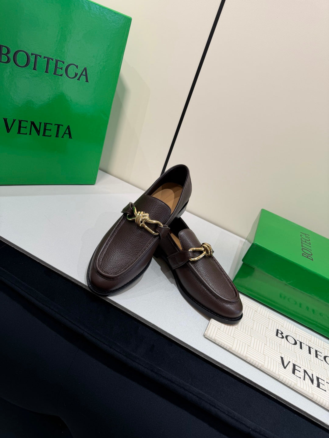 Bottega Veneta Black Loafers EU 35-39 - detail image 2