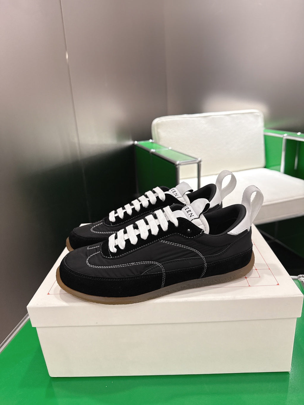 Alexander McQueen Black & Green Designer Shoes EU 35-45 Edition 3 - detail image 3