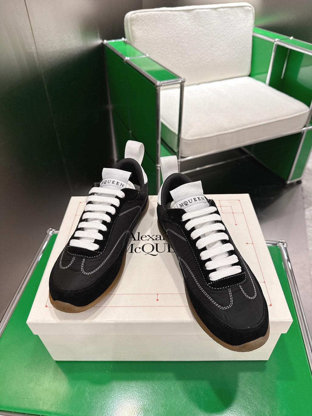 Alexander McQueen Black & Green Designer Shoes EU 35-45 Edition 3 - detail image 2