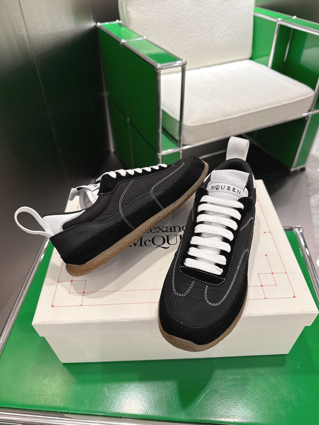 Alexander McQueen Black & Green Designer Shoes EU 35-45 Edition 3 - detail image 4