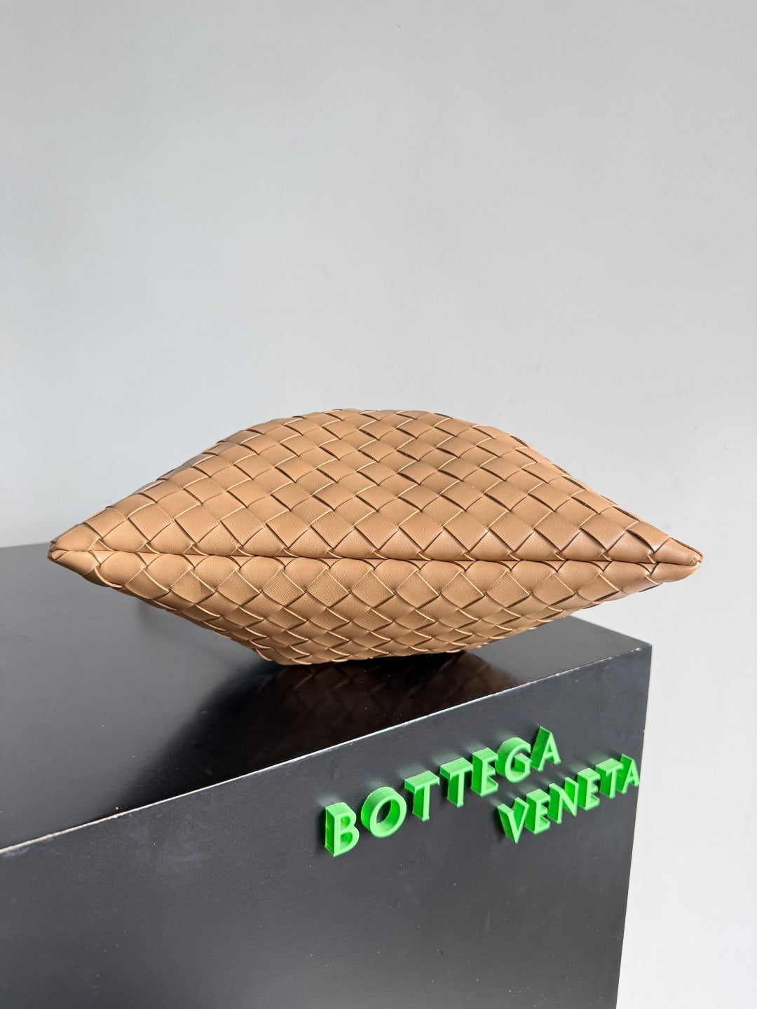 Bottega Veneta 796728 Black Hobo Bag - detail image 3