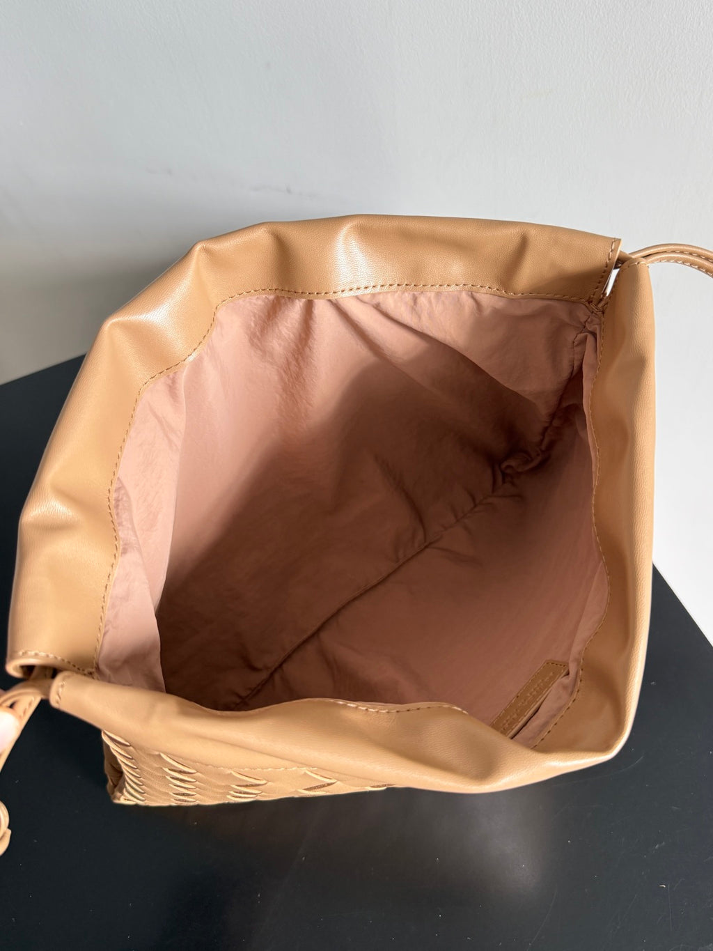 Bottega Veneta 796728 Black Hobo Bag - detail image 9
