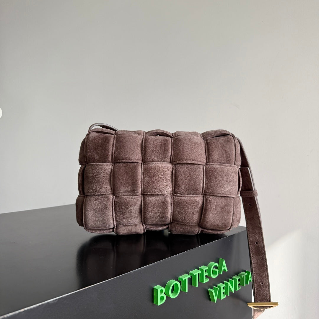 Bottega Veneta 70026-1 Black Designer Handbag Edition 2 - detail image 3