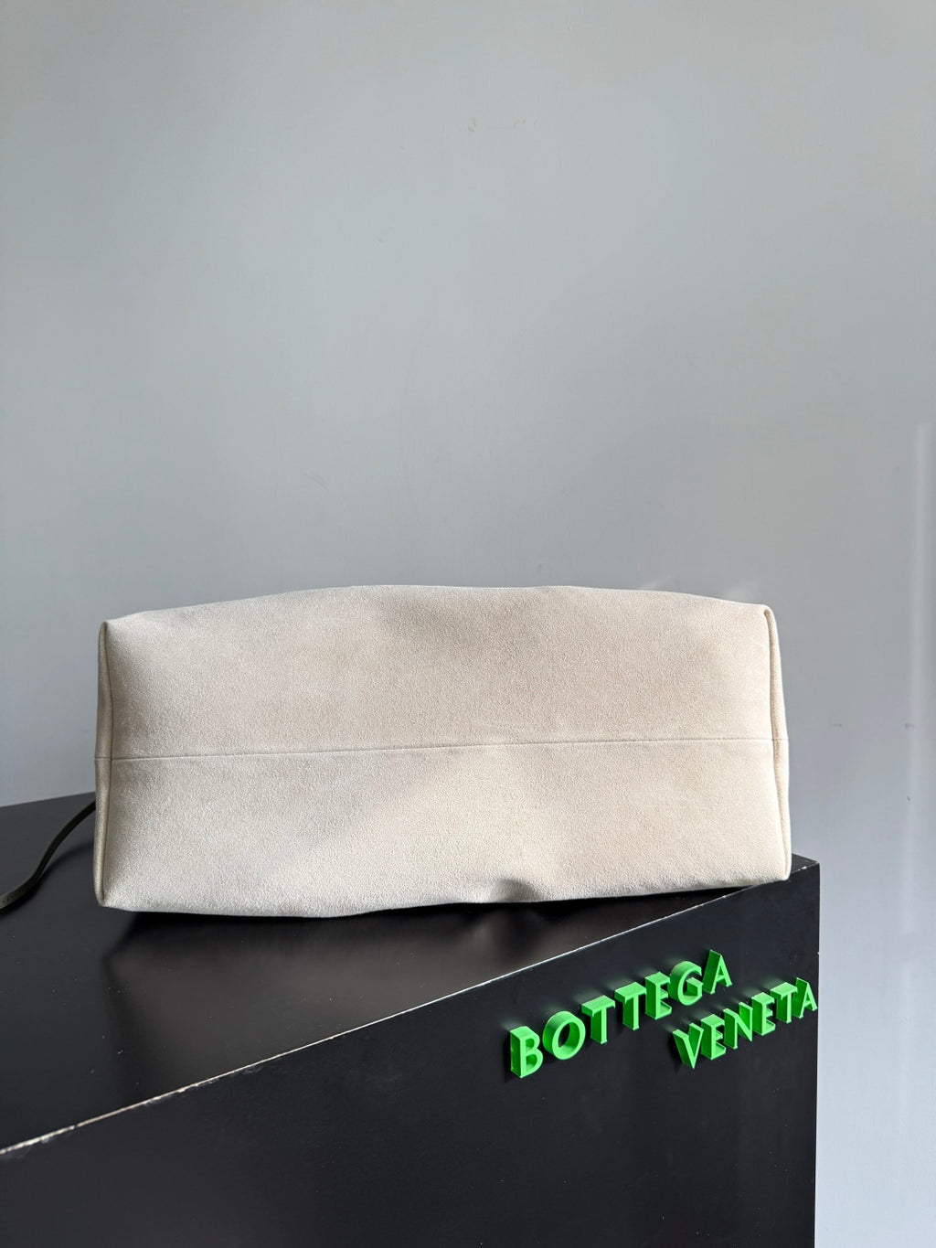 Bottega Veneta 817166 Black Designer Handbag - detail image 8