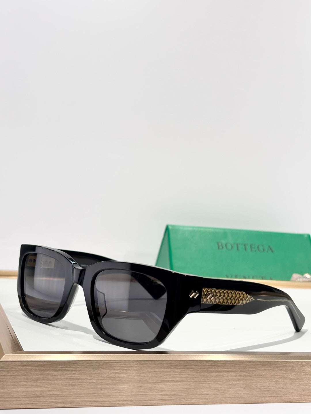 Bottega Veneta BV1400S Brown Designer Sunglasses 51-22-140 mm - detail image 4