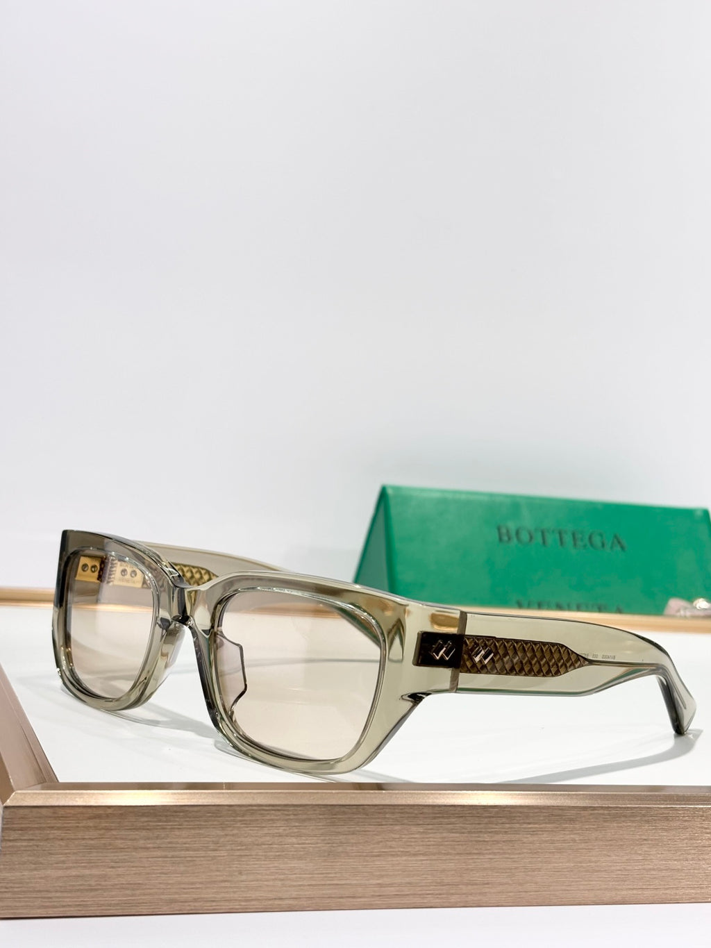 Bottega Veneta BV1400S Brown Designer Sunglasses 51-22-140 mm