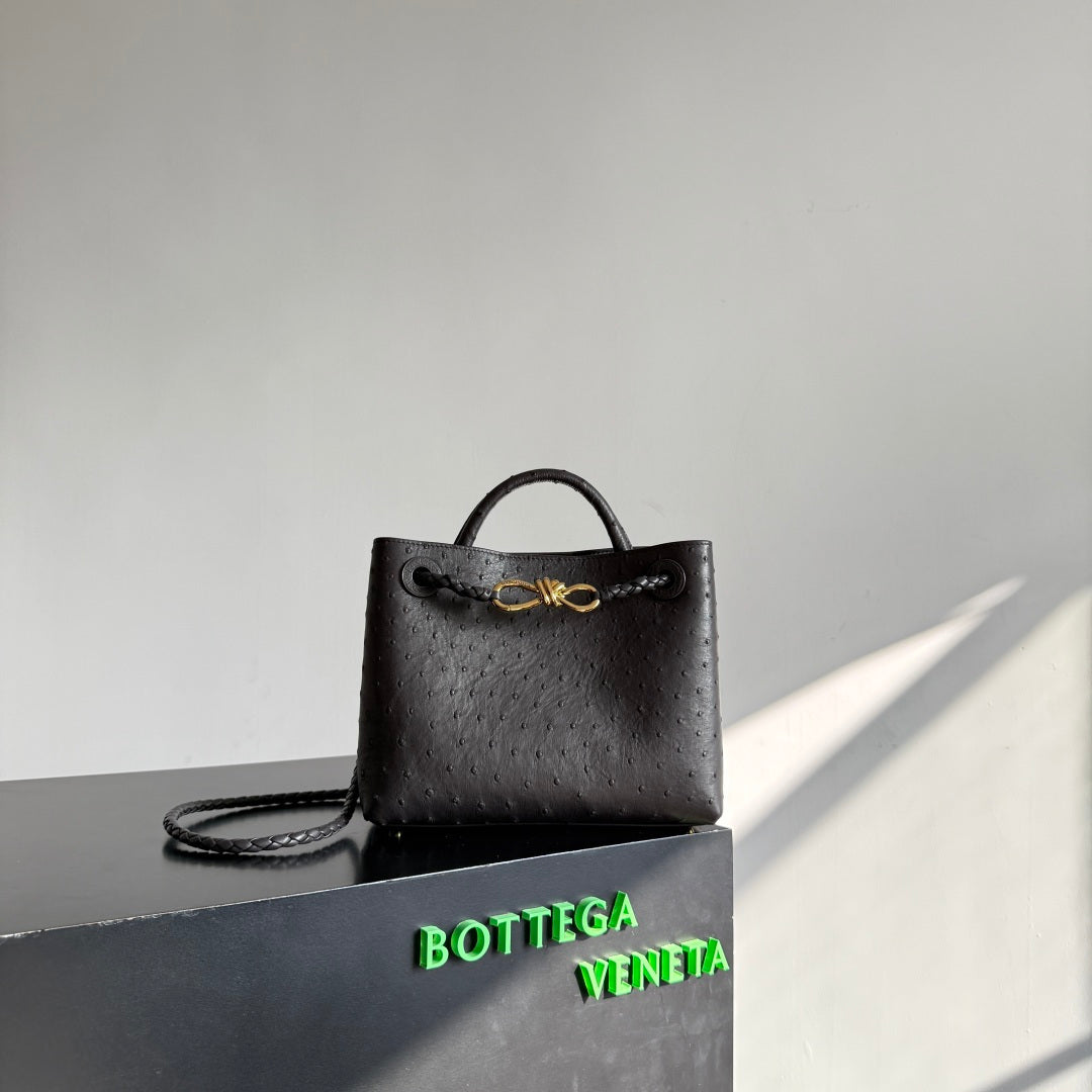 Bottega Veneta 805231 Black Hobo Bag