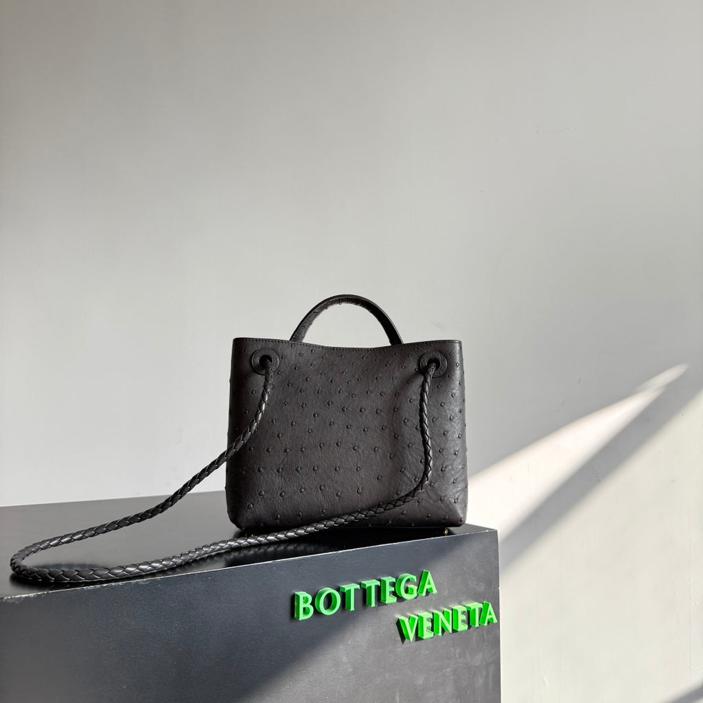 Bottega Veneta 805231 Black Hobo Bag - detail image 4