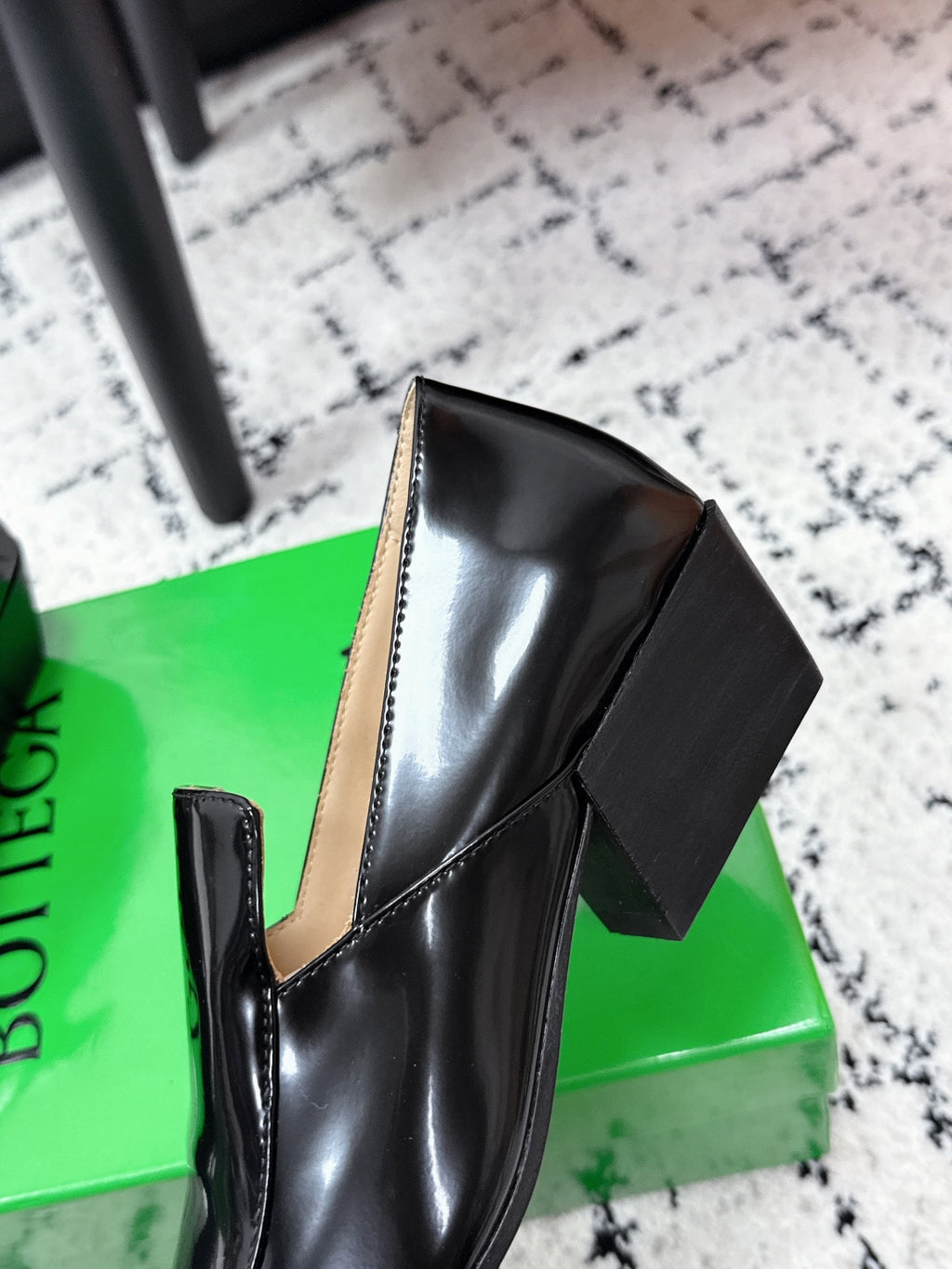 Bottega Veneta 40.41.42 Black & Green Loafers EU 35-42 Edition 4 - detail image 7
