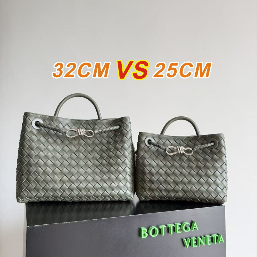 Bottega Veneta Blue Designer Handbag Edition 4 - detail image 2