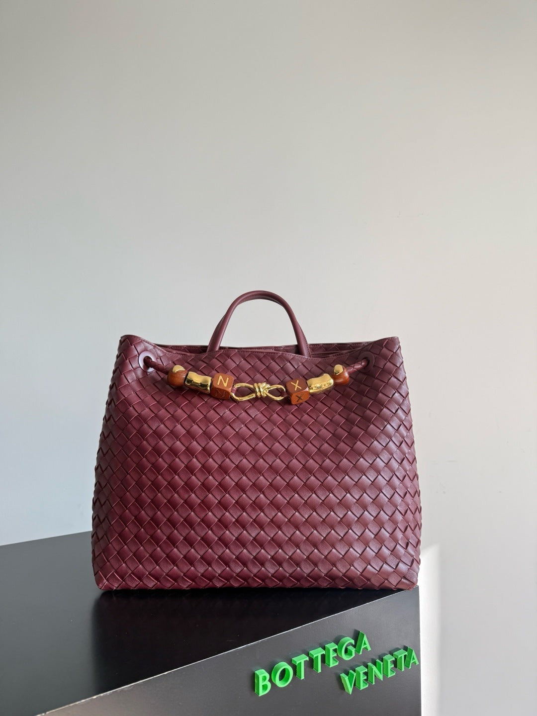 Bottega Veneta Red Designer Handbag Edition 11