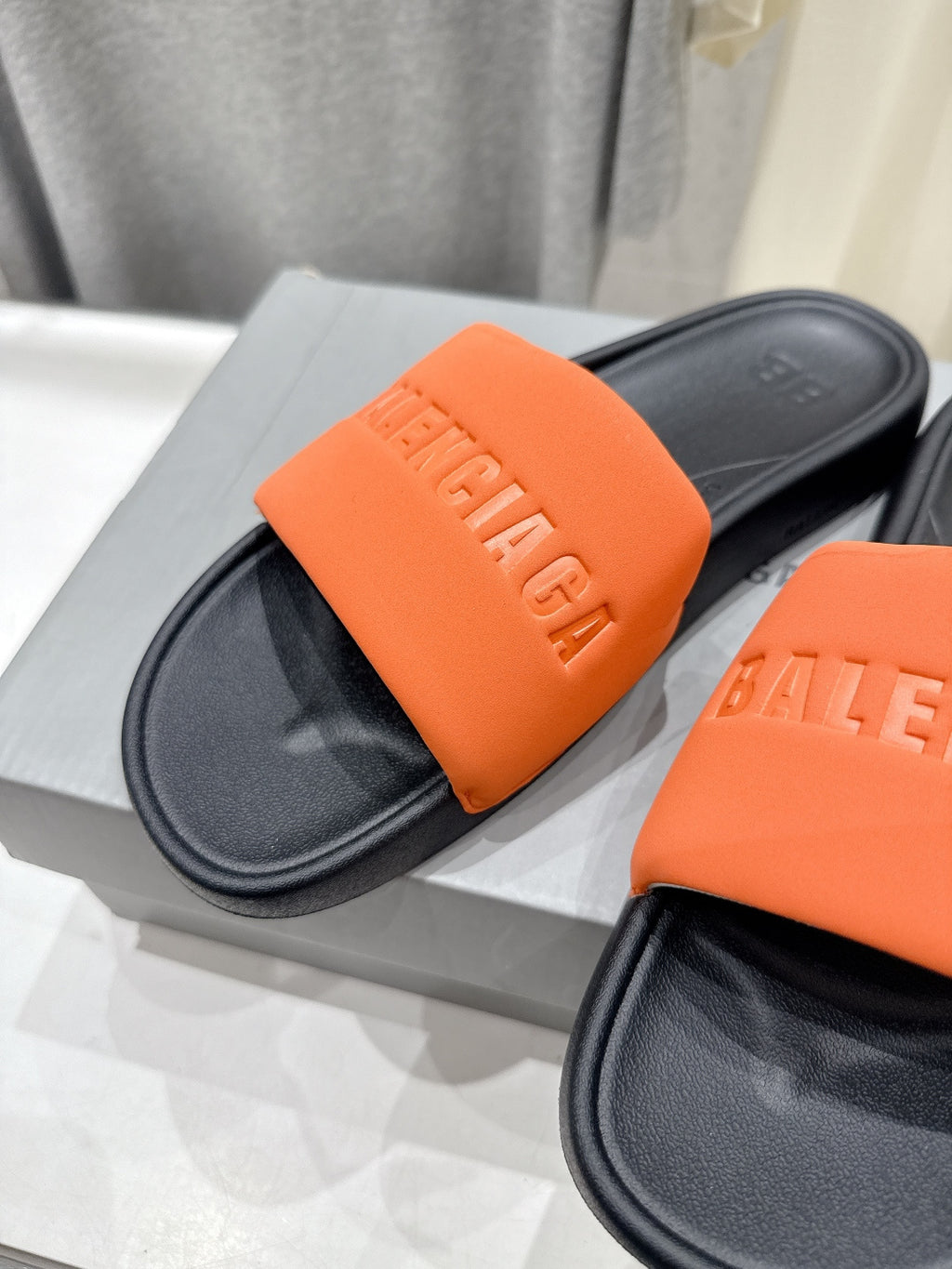 Balenciaga 40.41.42 Orange Slides EU 36-42 - detail image 7
