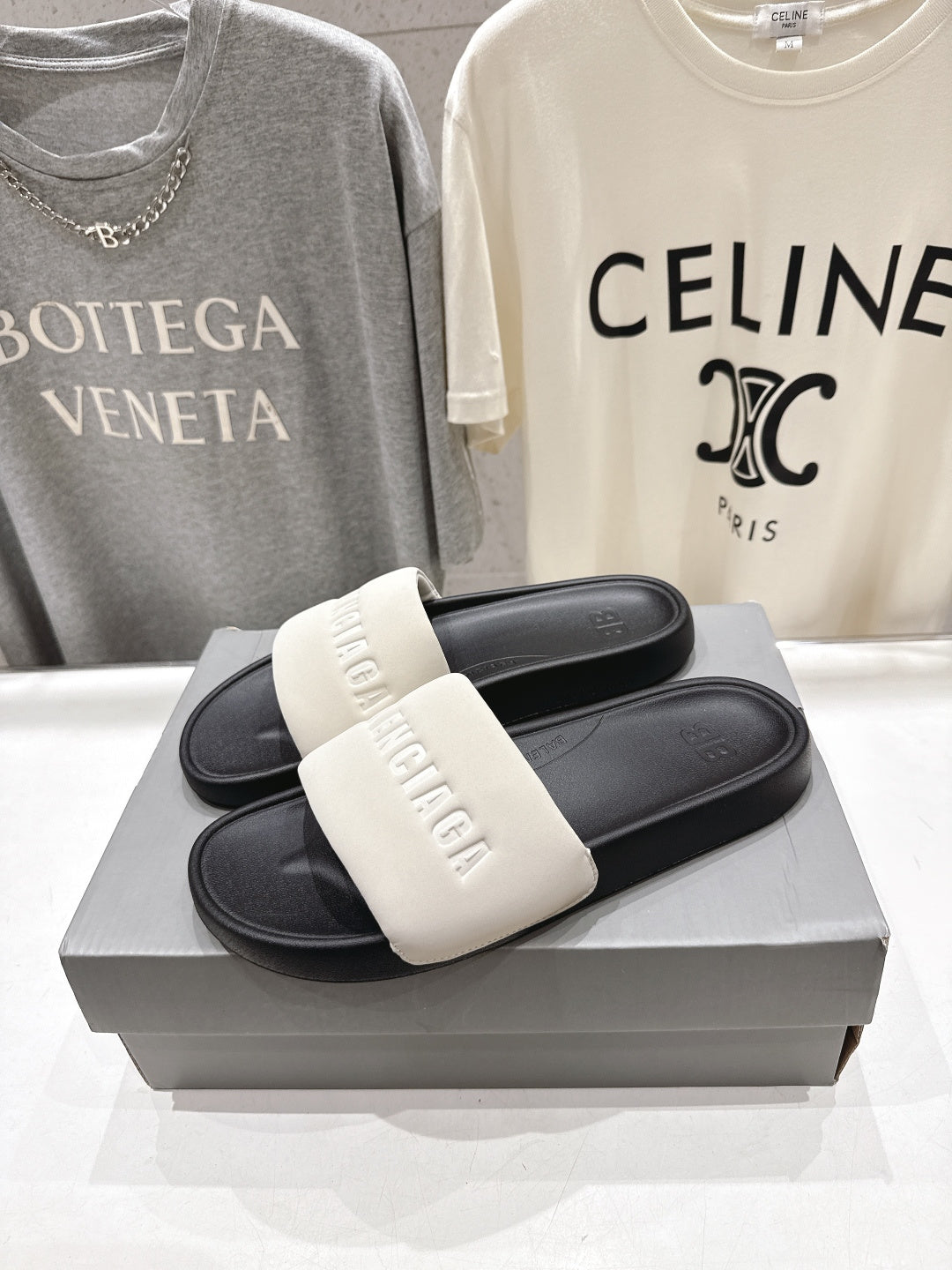 Balenciaga 40.41.42 Black Slides EU 36-42 - detail image 4