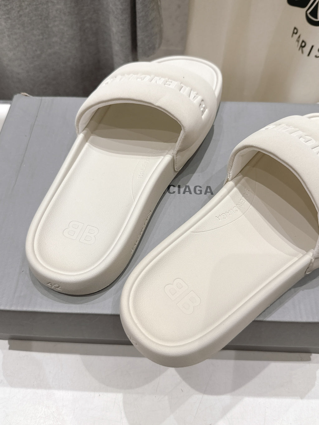 Balenciaga 40.41.42 Gray Slides EU 36-42 - detail image 6