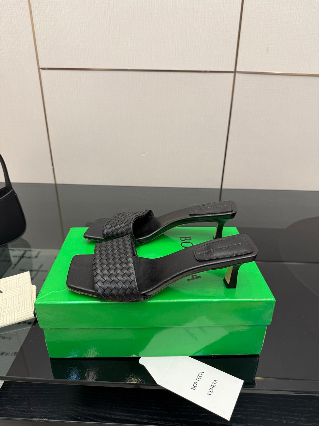 Bottega Veneta Black & Green Designer Shoes EU 35-39 Edition 5 - detail image 2